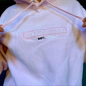 RARE SOLD OUT SUPREME PINK HOODIE